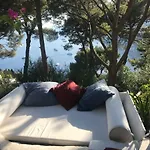 Guya Villa *